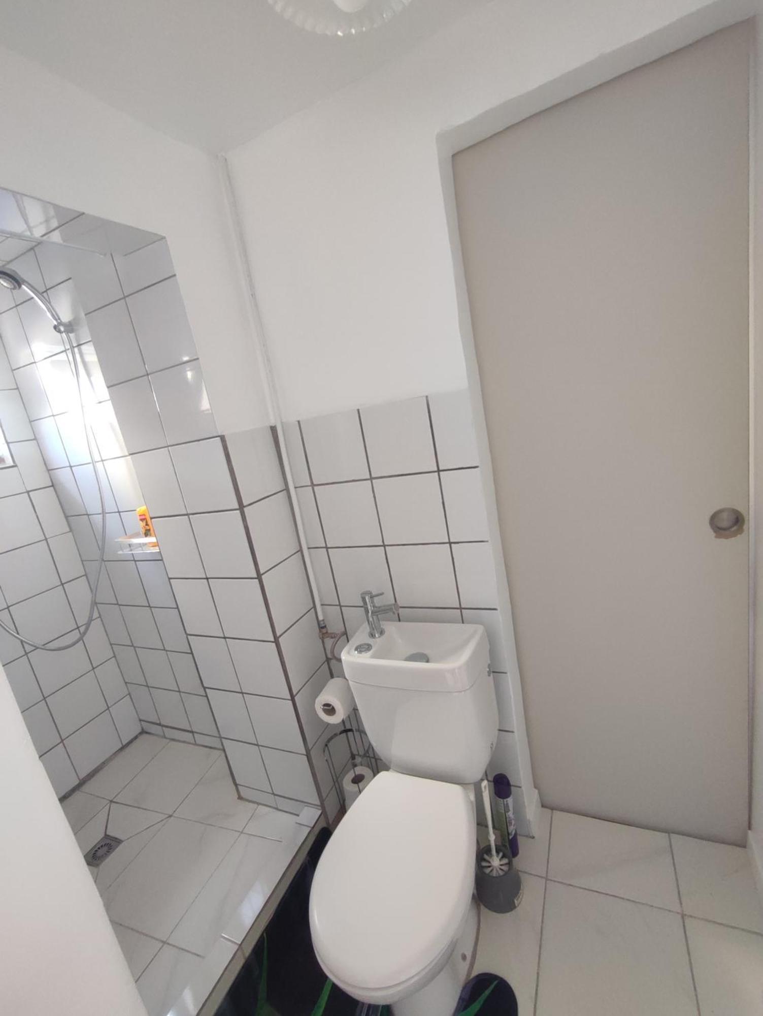 Petit F2 Meuble Independant Limay Exterior foto